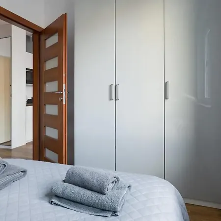 Apartamento Modern And Comfortable With A Bedroom Cracóvia